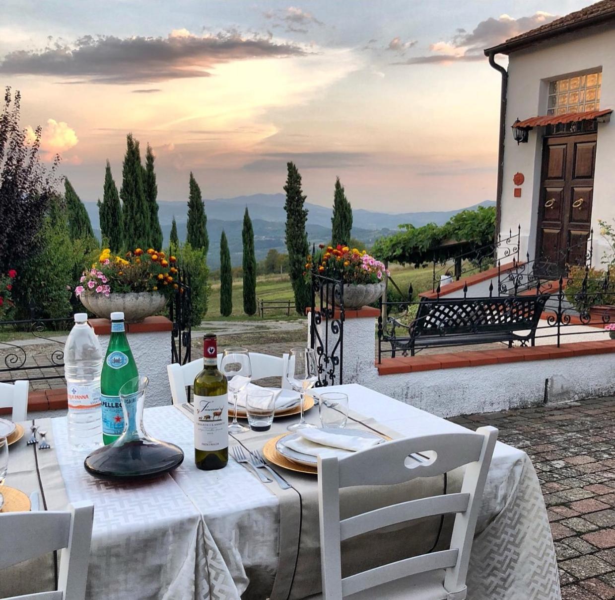 Podere Belvedere Bed & Breakfast Barberino di Mugello Bagian luar foto